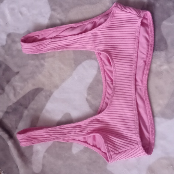 Pink Ribbed Bikini Top - Picture 3 of 3